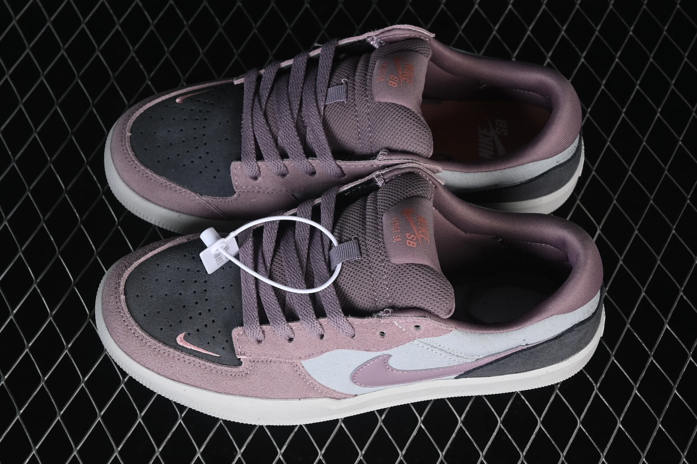 All categories Nk SB Dunk series Nk Force 58 simplified skateboard shoes Nike SB Force 58 Nike simplified retro skateboard shoes DV5477-010